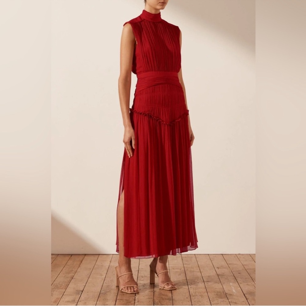 Elegant Red Sleeveless Maxi Dress